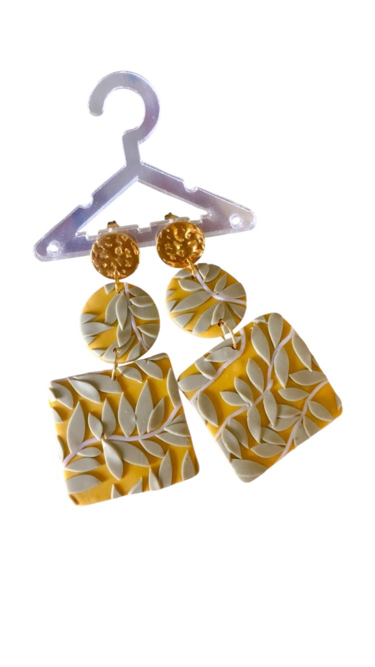 Aretes grandes | Forma geométrica | Detalles dorados | Inspiración botánica | Joyería de moda | Aretes para mujer